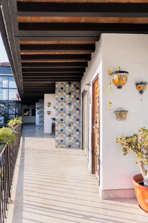 Hotel Posada El Rey Sol Ensenada Exterior foto